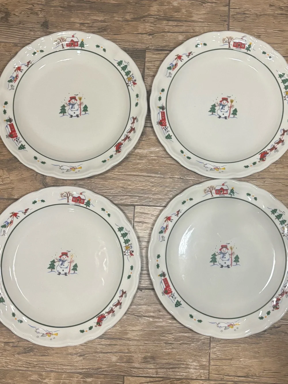 Pfaltzgraff White Holiday Plate with Red & Green Snowman Motif